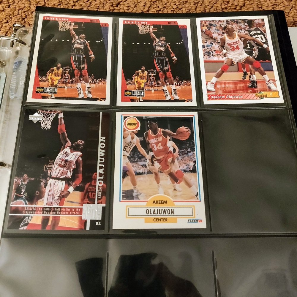 Lot of 10 Hakeem Olajuwon/David Robinson Cards